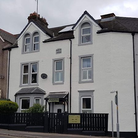 The Pavilion Guest House Millom Esterno foto